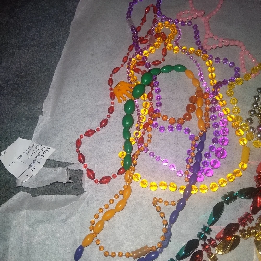 20 Assorted necklace beads for Mardi gras brand new never used​